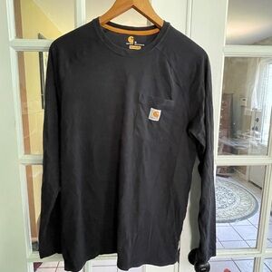 Carhartt Black Long Sleeve Tee for Everyday Comfort